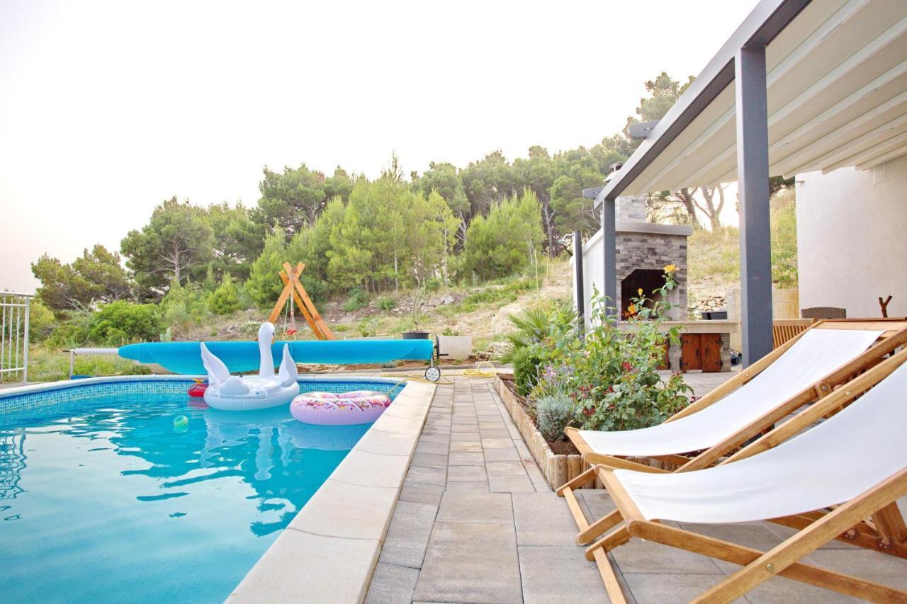 Villa Sara With Sea View And Private Heated Pool Omiš Zewnętrze zdjęcie